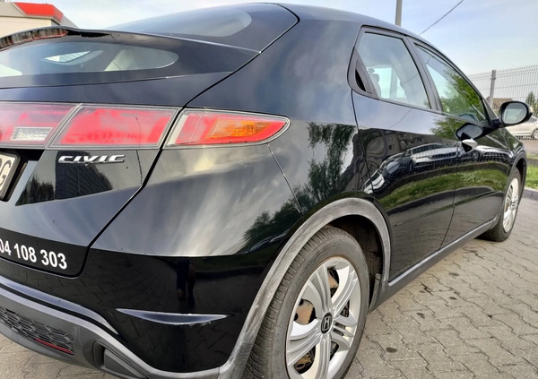 Honda Civic cena 16500 przebieg: 205300, rok produkcji 2006 z Szczecin małe 466